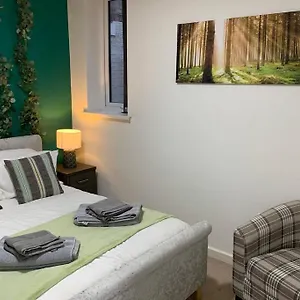 Apartment Smart 1 Bed With Sofa Bed, Nottingham